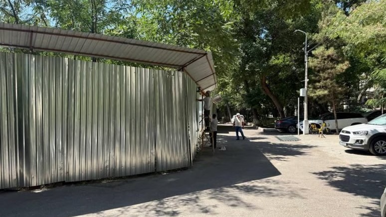 В Ташкенте задержан руководитель компании, снёсшей детскую площадку в махалле «Лолазор»