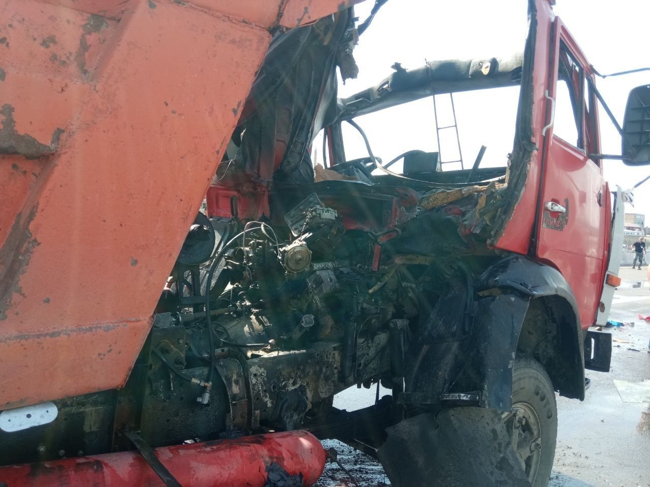 В Ташкенте на КамАЗе разорвался газовый баллон — пострадавших нет